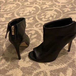 Ivanka Trump leather heels
